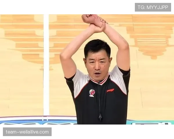 故意肘击犯规判罚,裁判如何界定动作恶劣与正常防守? 故意肘击犯规判罚,裁判如何界定动作恶劣与正常防守?
